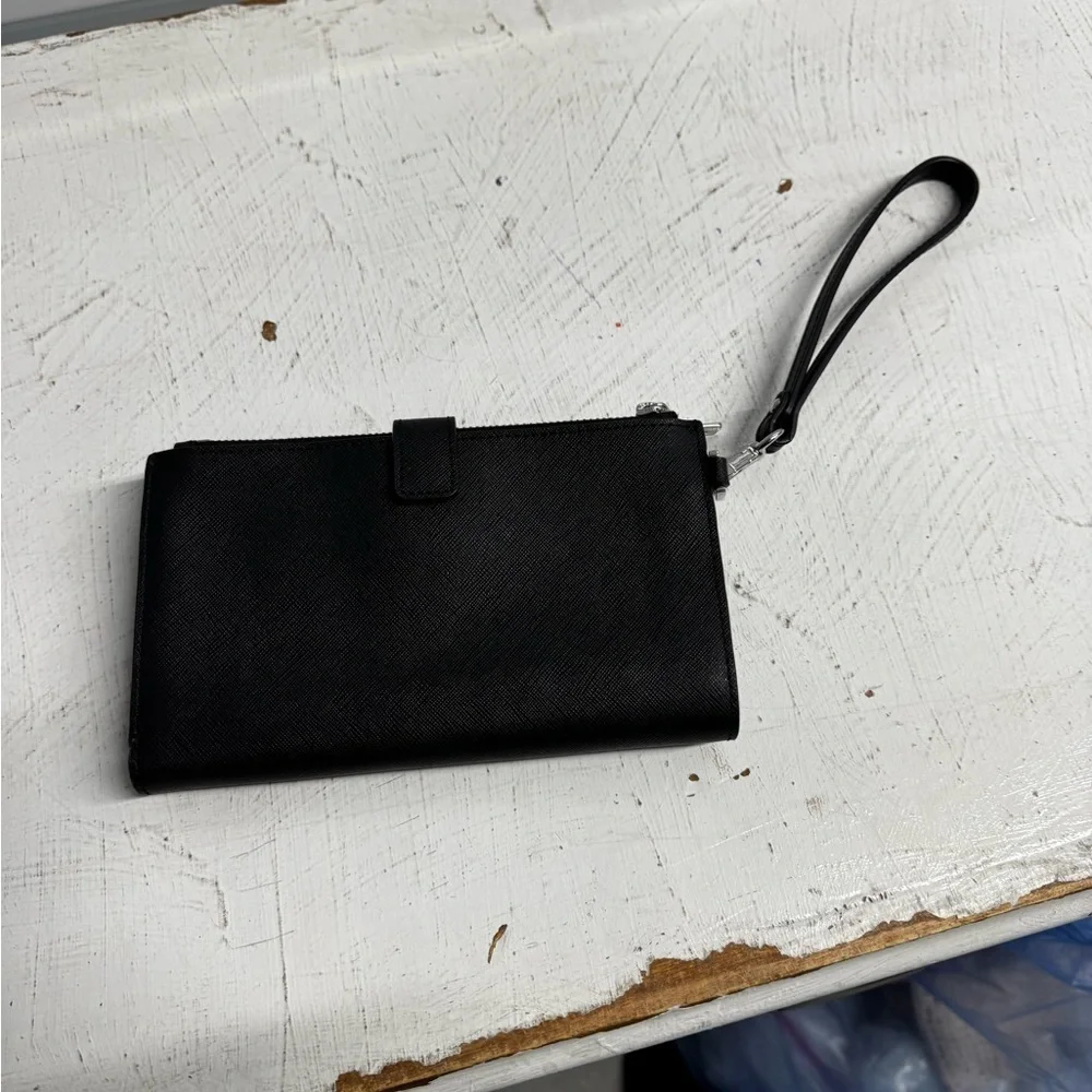 Michael Kors | Leather Double Zip Wristlet with Cell Phone Pocket in Black